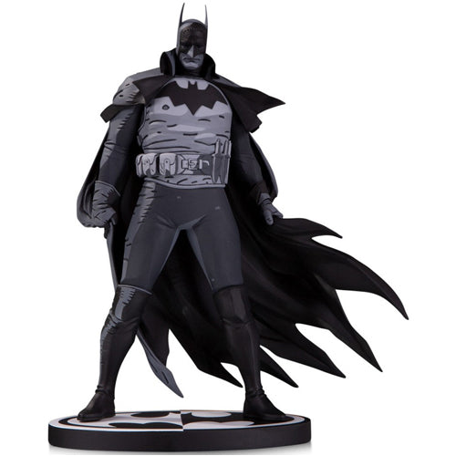 DC Direct Black & White Batman - Mike M