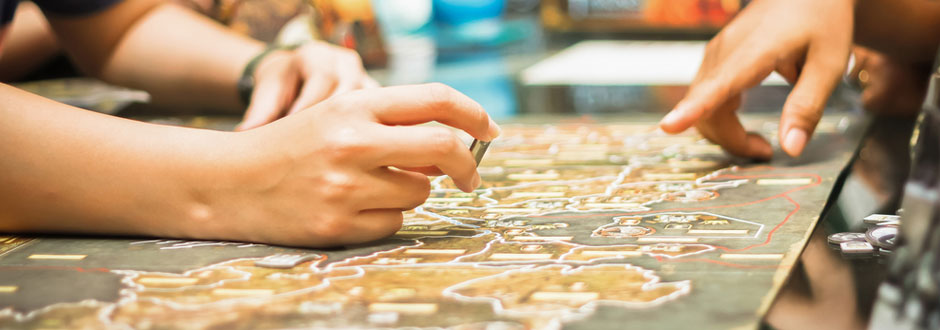 5 Way of getting Reluctant People to the Table