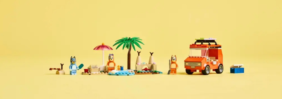 Lego Bluey 11202 Bluey's Beach & Family Car Trip review