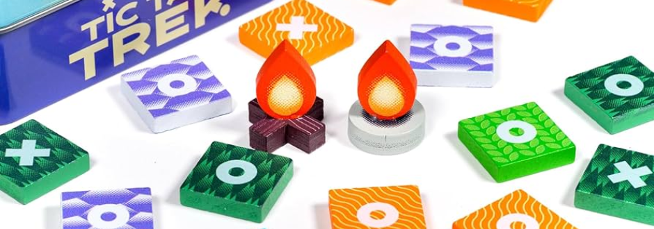 Tic Tac Trek components on a white background