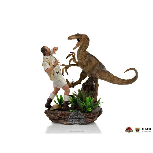 JURASSIC PARK 1/10 Scale Figure CLEVER GIRL DELUXE