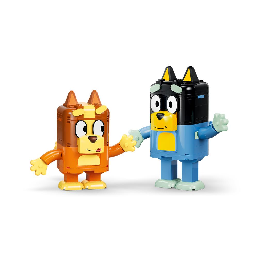 Lego Bluey 11217 Brick-Built Bluey Family