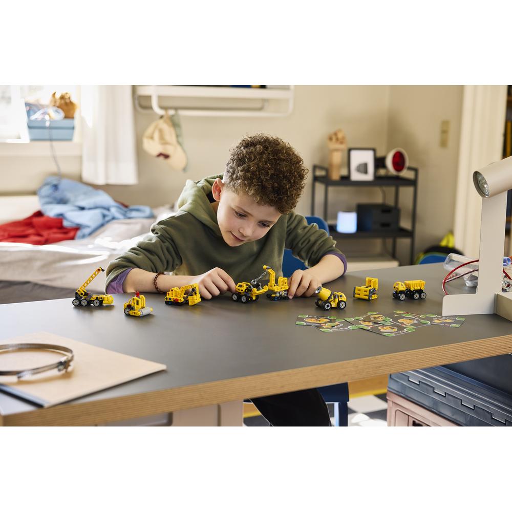 Lego Technic 42233 Mighty Machines