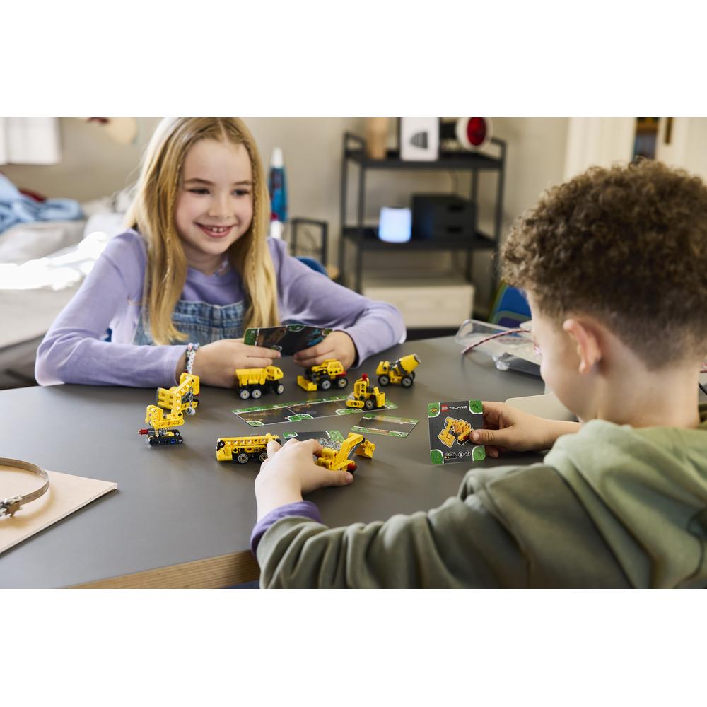 Lego Technic 42233 Mighty Machines
