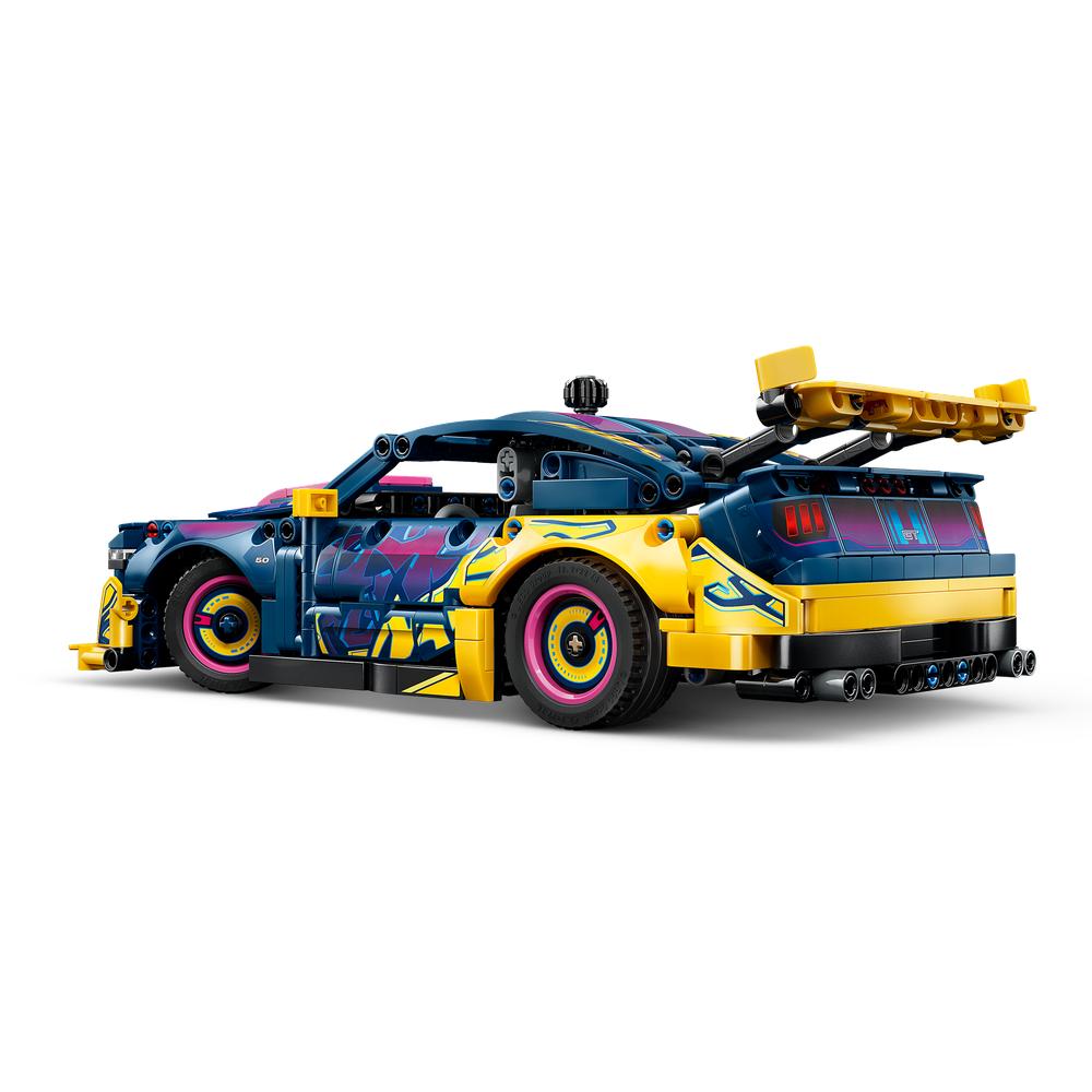 Lego Technic 42236 Custom Garage Ford Mustang GT Car