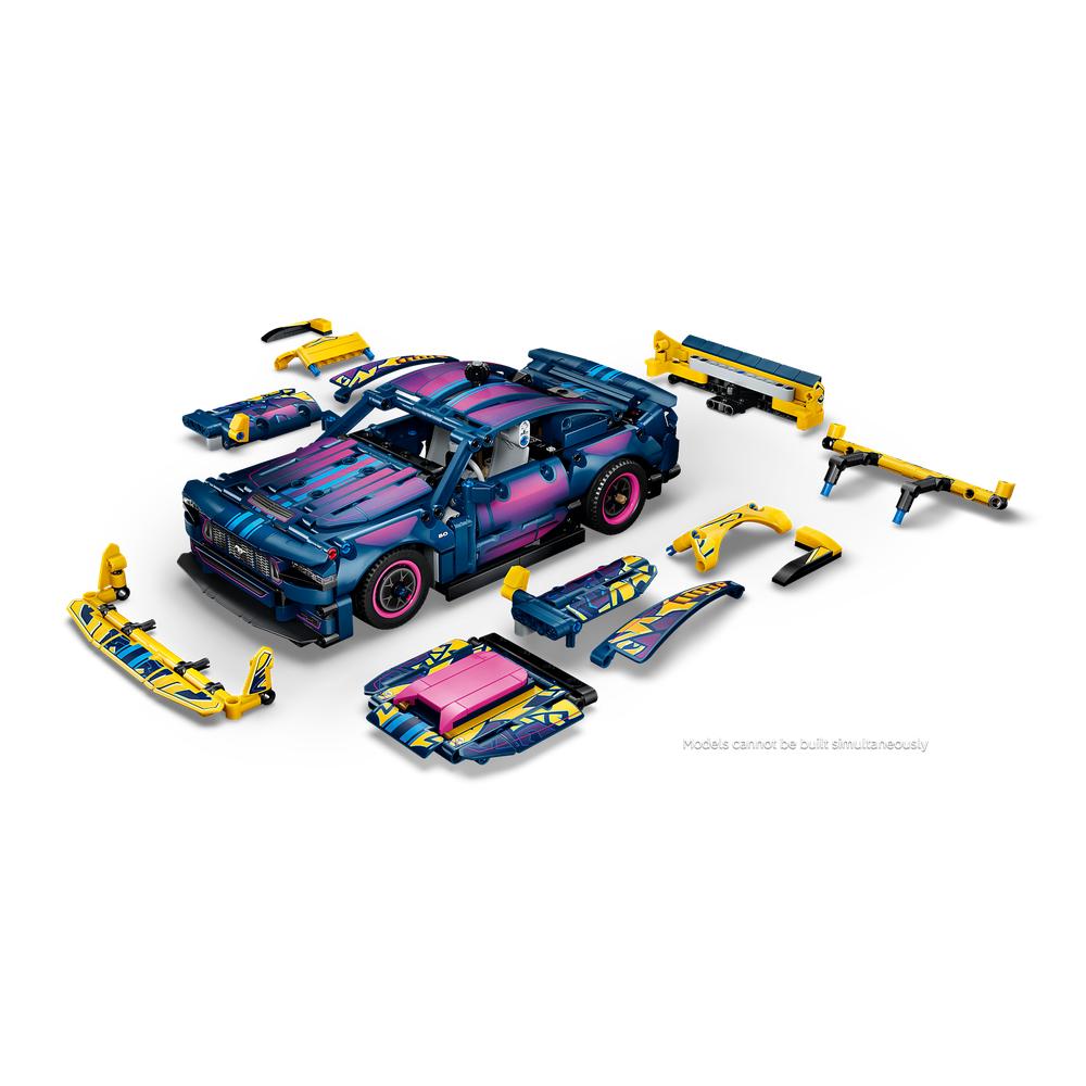 Lego Technic 42236 Custom Garage Ford Mustang GT Car