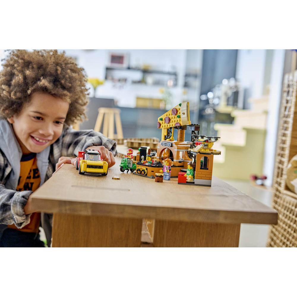 Lego City 60496 Pizza Delivery Experience with Vehicles