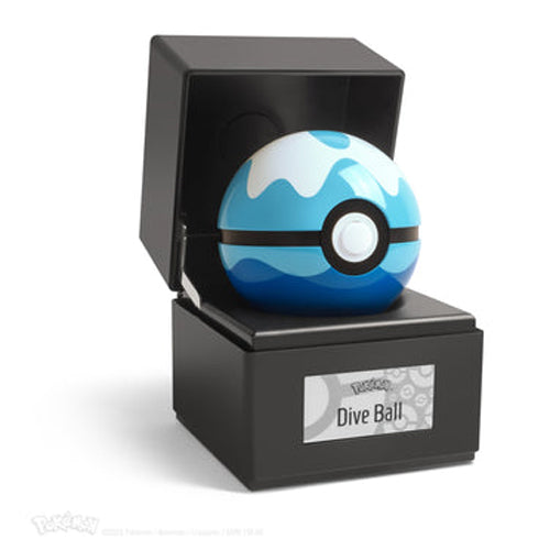 Pokémon: Die-Cast Dive Poke Ball Replica