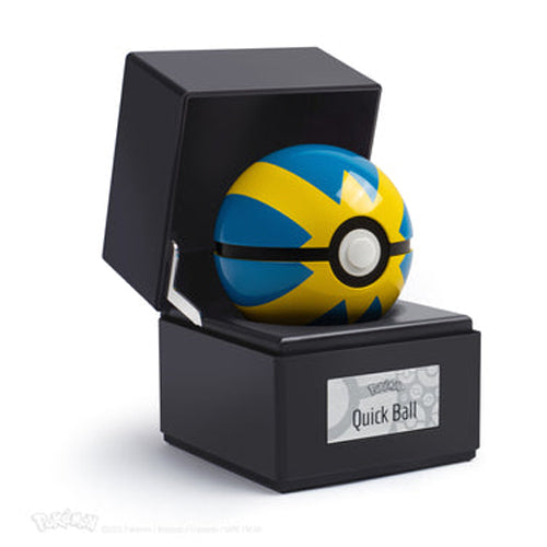 Pokémon: Die-Cast Quick Poke Ball Replica