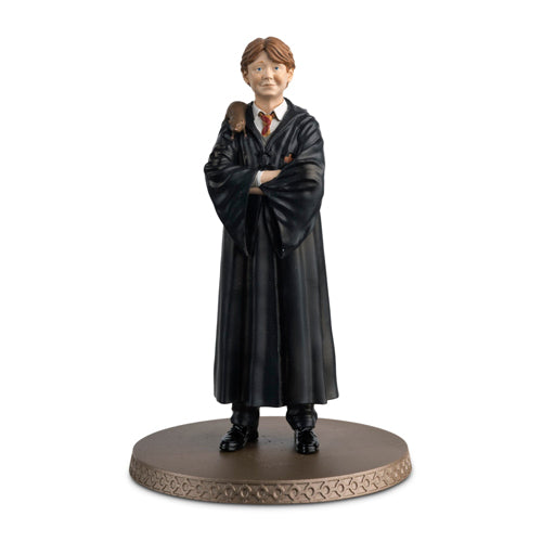 Hero Collector: Ron Weasley with Scabbers - Harry Potter